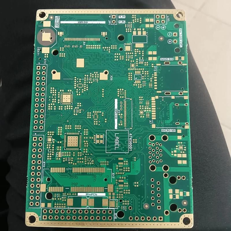 PCB电路板